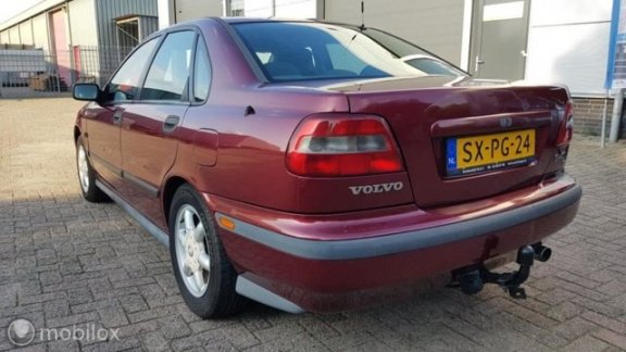 Volvo S40 - - 1.8 Comfort # LPG / NAP / APK 6-2020 / Airco / Trekhaak / Kilometerwreter - 1