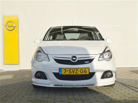 Opel Corsa - 1.6 Turbo OPC 192 PK Recaro / Climate Control / Radio & cd - 1