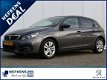 Peugeot 308 - 1.2 110 pk Blue Lease Executive Navigatie / Panoramadak / Parkeersensoren - 1 - Thumbnail