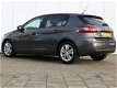 Peugeot 308 - 1.2 110 pk Blue Lease Executive Navigatie / Panoramadak / Parkeersensoren - 1 - Thumbnail