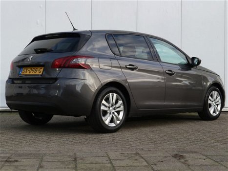 Peugeot 308 - 1.2 110 pk Blue Lease Executive Navigatie / Panoramadak / Parkeersensoren - 1