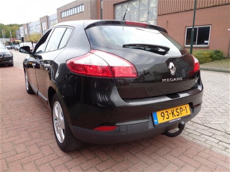 Renault Mégane - 1.4 TCe Dynamique PDC, NAVI, NAP, Ketting hoorbaar - 1