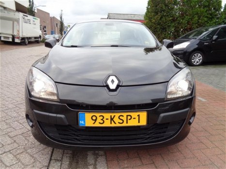 Renault Mégane - 1.4 TCe Dynamique PDC, NAVI, NAP, Ketting hoorbaar - 1