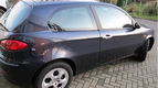 Alfa Romeo 147 - 1.6 T.SPARK 16V 77KW 3DR - 1 - Thumbnail