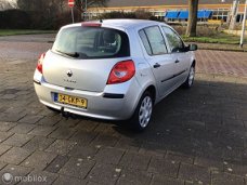 Renault Clio - 1.2-16V Business Line