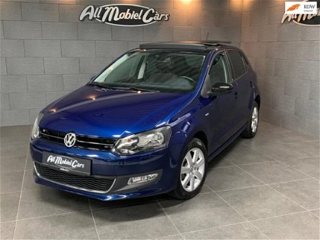 Volkswagen Polo - 1.4-16V Highline DSG / Pano / Lm Velgen/ Stoelverwarming - 1