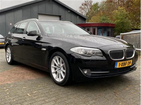 BMW 5-serie Touring - 520D 184PK XENON | LEER | CAMERA - 1