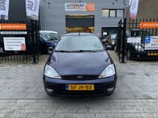 Ford Focus Wagon - 1.8 TDdi Trend Trekhaak Airco NAP APK 1 Jaar