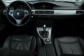 BMW 3-serie - 320i Executive / LEDER / SCHUIFDAK / STOELVERWARMING / NAVI / PDC V+A - 1 - Thumbnail