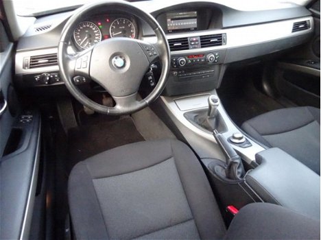 BMW 3-serie Touring - 318i Business Line NAVI/airco/CRUISE *apk:09-2020 - 1
