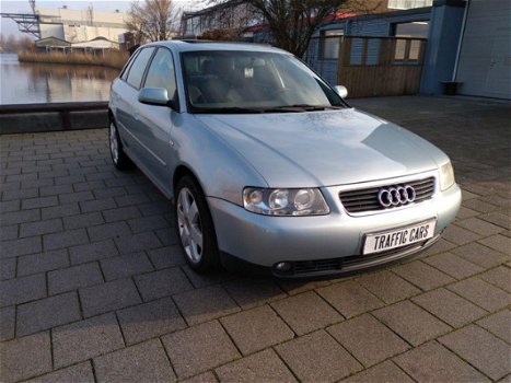 Audi A3 - 1.6 Attraction - 1