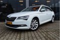 Skoda Superb Combi - 1.6 TDI Ambition Business Org.NL | 1 Ste Eigenaar | Dealer Onderhouden | Xenon - 1 - Thumbnail