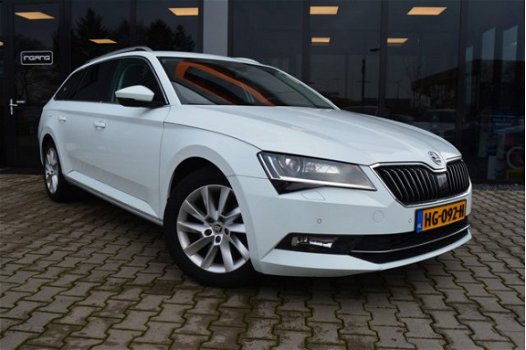 Skoda Superb Combi - 1.6 TDI Ambition Business Org.NL | 1 Ste Eigenaar | Dealer Onderhouden | Xenon - 1