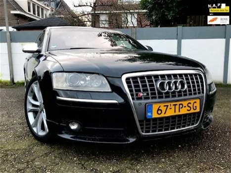 Audi A8 - 5.2 S8 Pro Line V10 Lamborgini Gallardo motor - 1