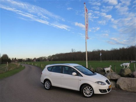 Seat Altea XL - 1.6 TDI Ecomotive Style ECC CRUISE TREKHAAK - 1