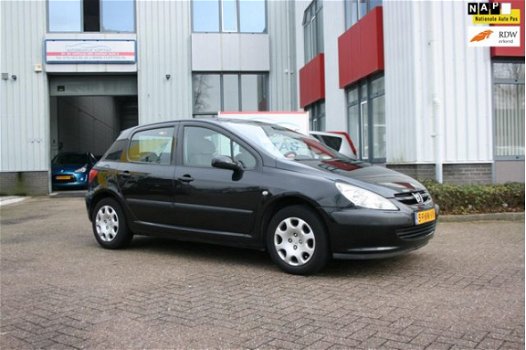 Peugeot 307 - 1.6-16V XT - 1