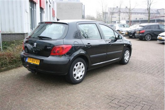 Peugeot 307 - 1.6-16V XT - 1