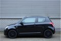 Suzuki Swift - 1.5 Comfort Automaat | Airco | Dakspoiler | 4 Nieuwe Banden - 1 - Thumbnail