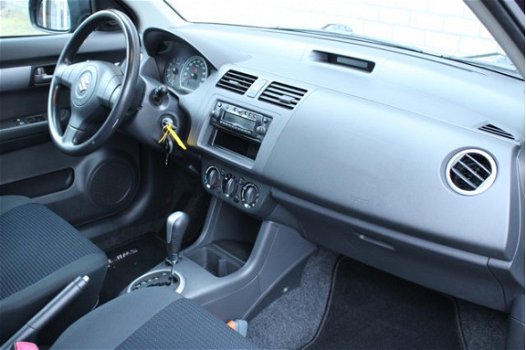 Suzuki Swift - 1.5 Comfort Automaat | Airco | Dakspoiler | 4 Nieuwe Banden - 1