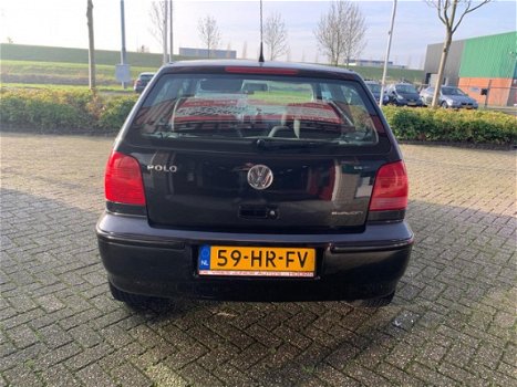 Volkswagen Polo - 1.4 Master Edition stuurbekrachtiging en een nieuwe apk - 1