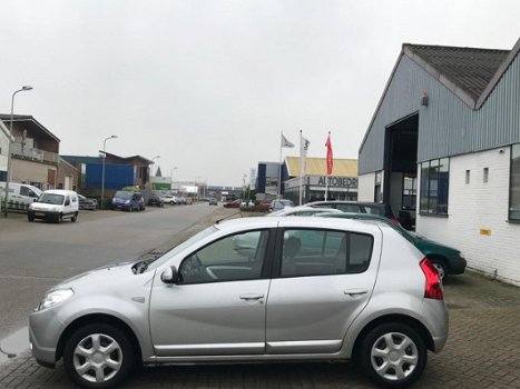 Dacia Sandero - 1.2 Lauréate Airco/ 5Dr/ El.raam/ NAP/ APK - 1