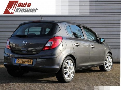 Opel Corsa - 1.2-16V Cosmo / Airco / Cruise - 1