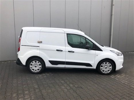 Ford Transit Connect - 1.5 EcoBlue L1 Trend Nav/Camera/Lockers Financial lease vanaf € 122, - per ma - 1