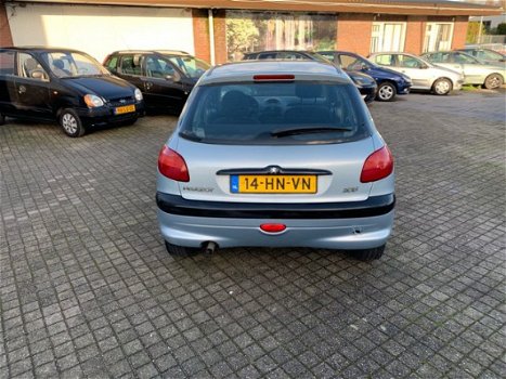 Peugeot 206 - 1.4 XR, Nieuw apk - 1