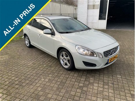 Volvo V60 - 1.6 DRIVe Momentum - 1