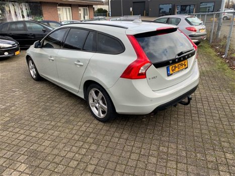 Volvo V60 - 1.6 DRIVe Momentum - 1