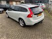 Volvo V60 - 1.6 DRIVe Momentum - 1 - Thumbnail