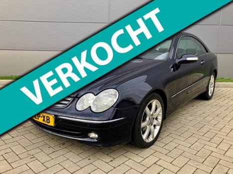 Mercedes-Benz CLK-klasse Coupé - 270 CDI Elegance 2003 - 1