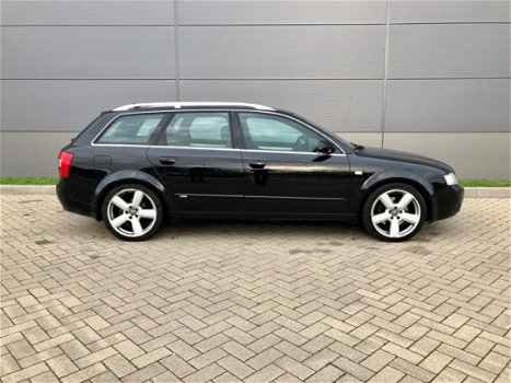 Audi A4 Avant - 2.5 TDI 2004 6 BAK S-LINE - 1