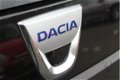 Dacia Duster - 1.6 16V Lauréate - 1 - Thumbnail