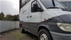 Mercedes-Benz Sprinter - 208 CDI 2.2 300 Nette auto dealer onderhouden compleet ingericht voor schil - 1 - Thumbnail