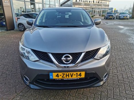 Nissan Qashqai - 1.2 Connect Edition *Navigatie* Trekhaak* Panorama dak - 1