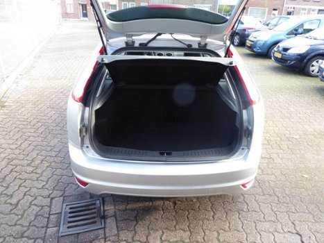 Ford Focus - 1.4 Trend / Knappe auto met airco - 1