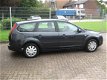 Ford Focus Wagon - 1.6-16V Trend /Keurige ruime stationcar - 1 - Thumbnail