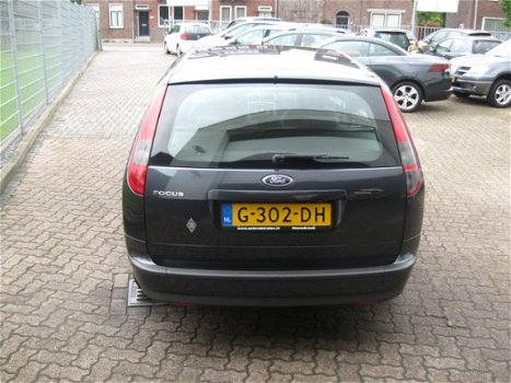 Ford Focus Wagon - 1.6-16V Trend /Keurige ruime stationcar - 1