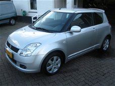 Suzuki Swift - 1.3 Bandit /Super auto, Keyless en Airco