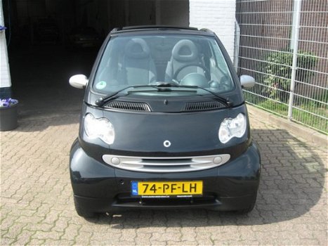 Smart Fortwo cabrio - 0.7 passion Luchtige Cabrio-Top met Airco - 1