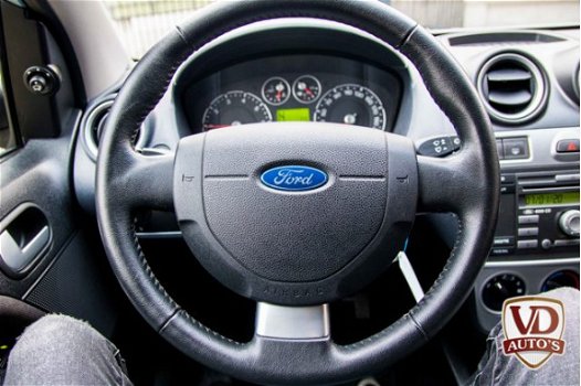Ford Fiesta - 1.4-16V Futura - 1