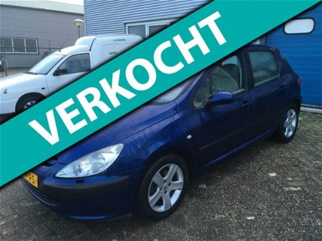 Peugeot 307 - 1.6-16V Gentry - 1