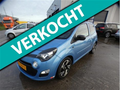 Renault Twingo - 1.2 16V Collection / AIRCO / CRUISE CONTROL / TREKHAAK - 1