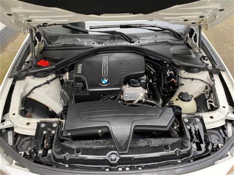 BMW 3-serie - 320i Executive 1ste eig, alle facturen aanwezig, onderhoud en origineel Nederlands - 1