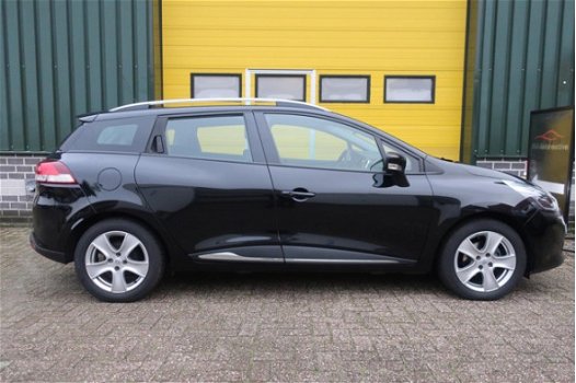 Renault Clio Estate - 1.2 Expression automaat, pdc bj 2015 - 1