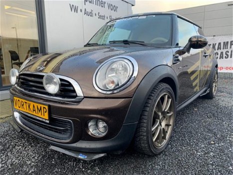 Mini Mini One - 1.6 COOPER ONE AUTOMAAT LEDER/SPORTPAKKET - 1