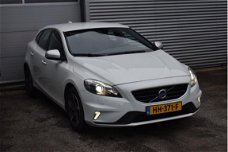 Volvo V40 - D2 Business R-design *XENON/NAVI