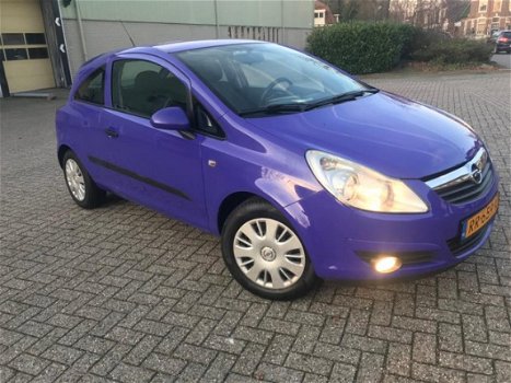 Opel Corsa - 1.0-12V Essentia - 1