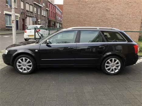 Audi A4 Avant - 1.8 Turbo Pro Line NAVI / XENON / PDC - 1